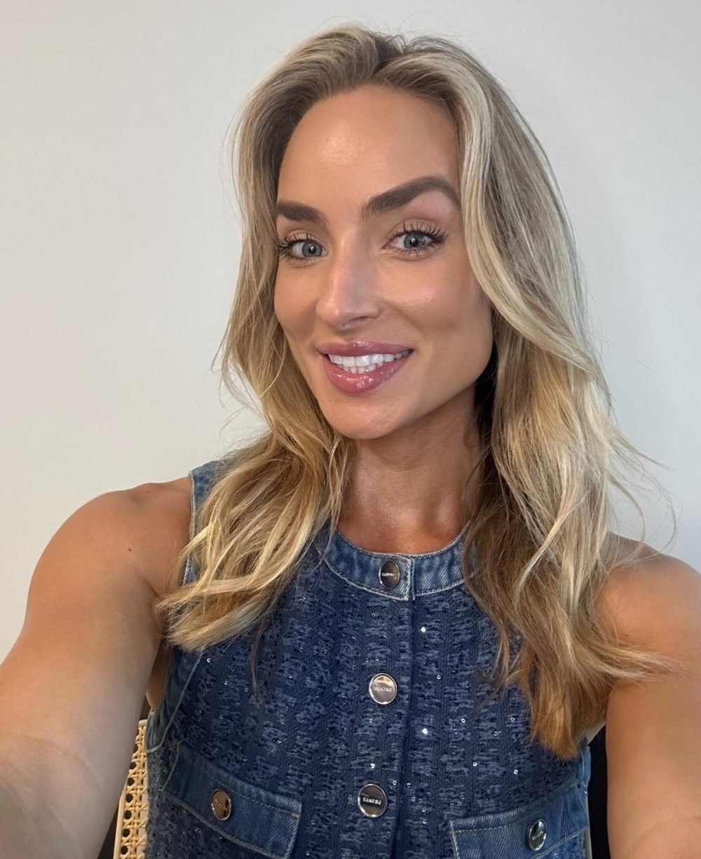 PHOTO-2025-11-12-20-51-00